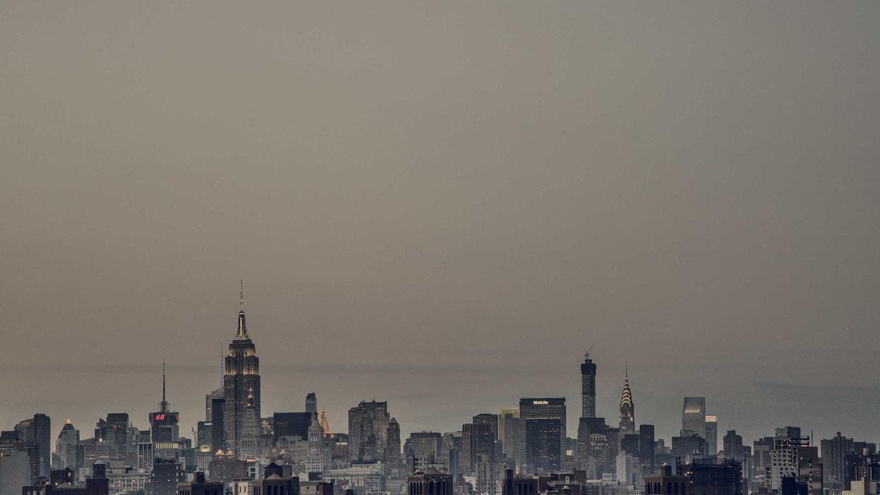 Smart Home Showdown: Decoding Smart Speakers, IoT, & Security Cameras for Indian Homes